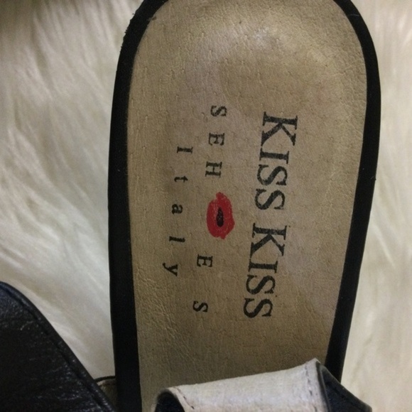 Kiss Kiss Italy Black Leather with‎ Rhinestones Peep Toe Sandals Size 7.5 NWOT - Picture 11 of 13